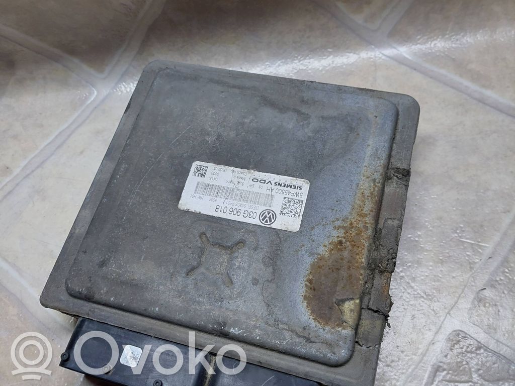 Engine control unit/module   03G906018,5WP45500AH