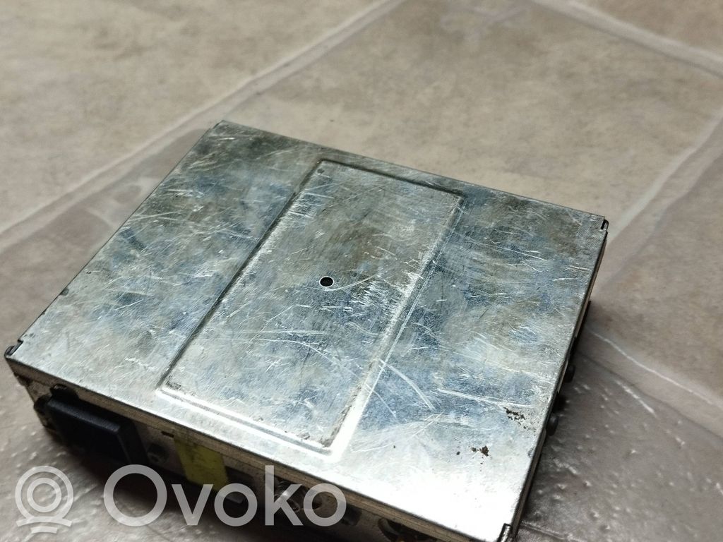 Audi A4 S4 B6 8E 8H Moduł / Sterownik GPS 