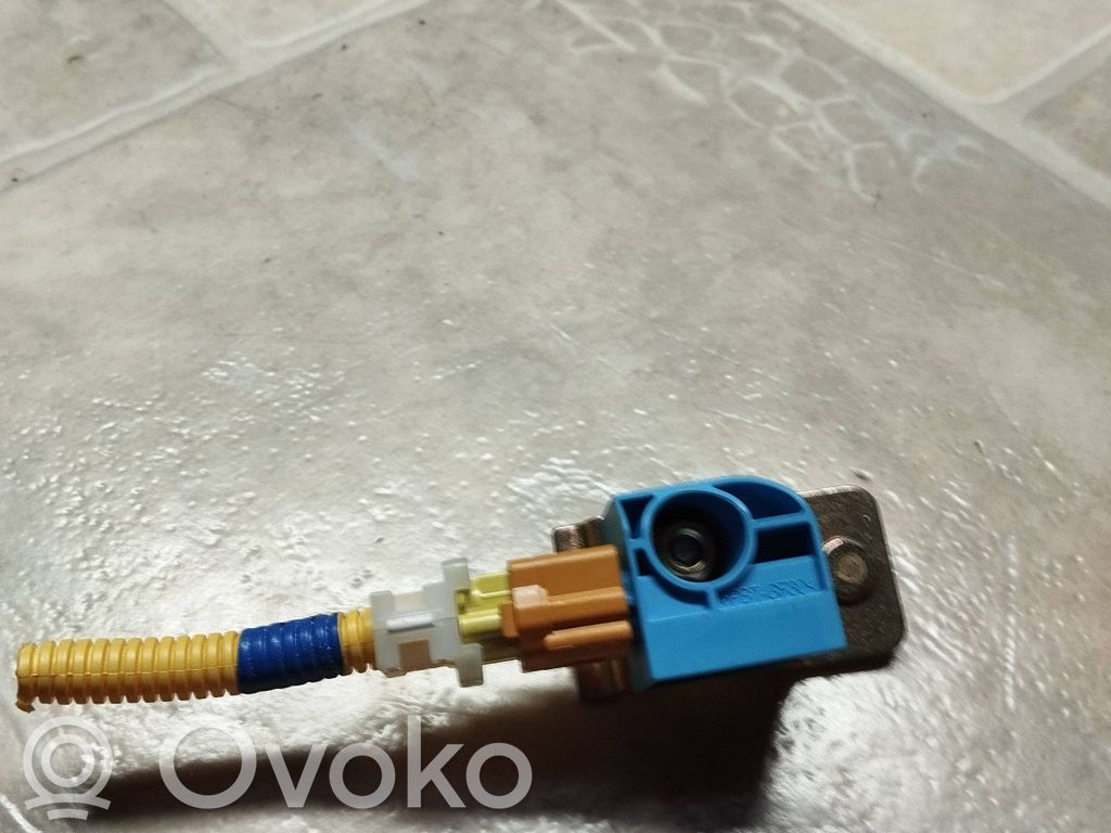 KIA Opirus Airbagsensor Crashsensor Drucksensor 