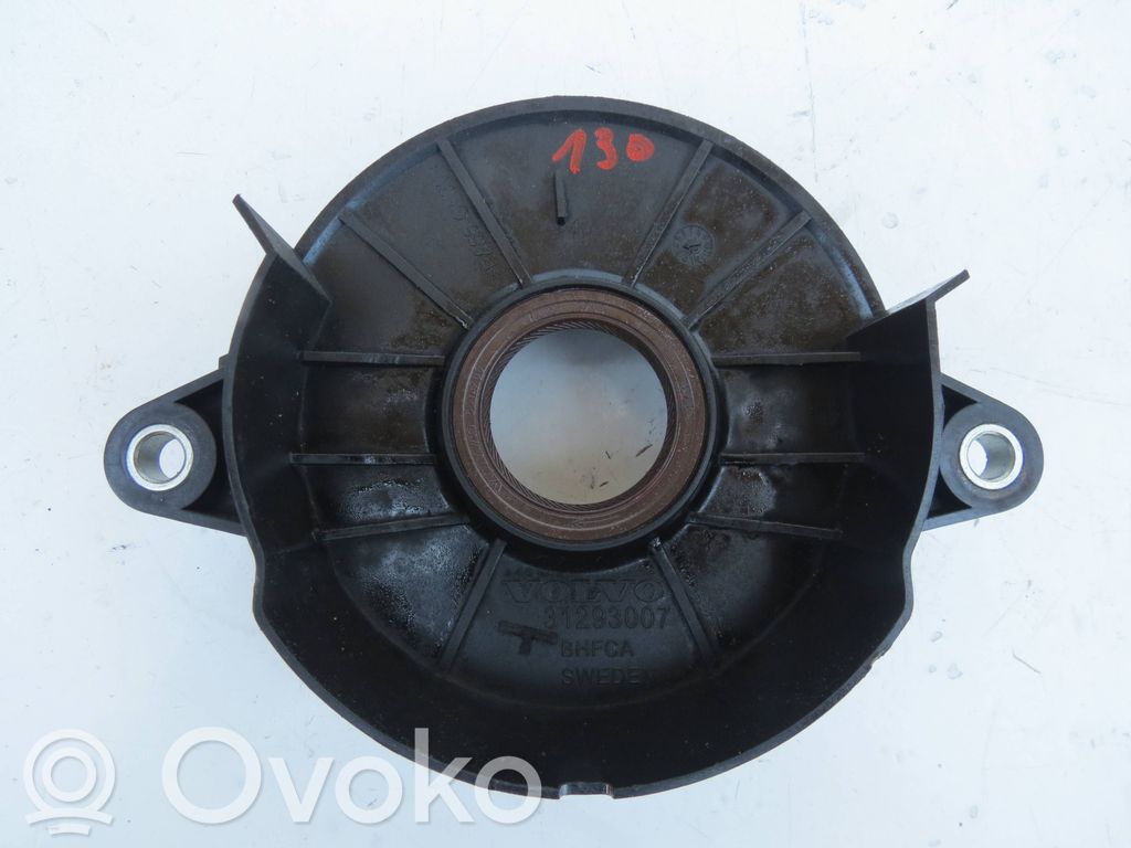 Volvo V60 Vetoakselin tukilaakerin kiinnike 