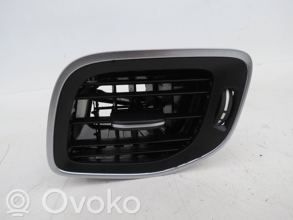 Volvo S60 Šoninės oro grotelės 