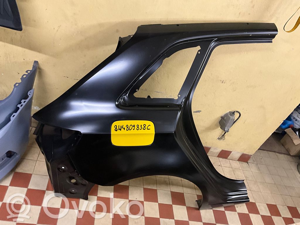 Panel lateral trasero   8V4809838C