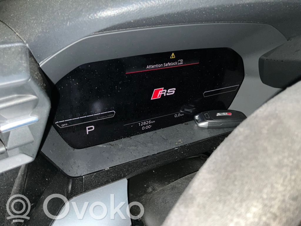 Audi RS3 8Y Vitezometru (grup de instrumente) 