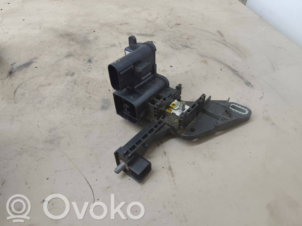 BMW 1 F20 F21 Siguranță releu baterie 