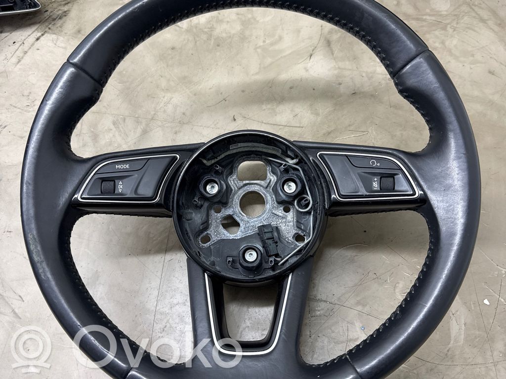 Audi A4 S4 B9 Ohjauspyörä 