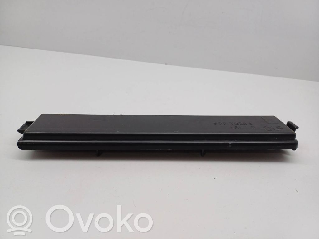 Toyota Avensis T270 Cabin air micro filter cap 