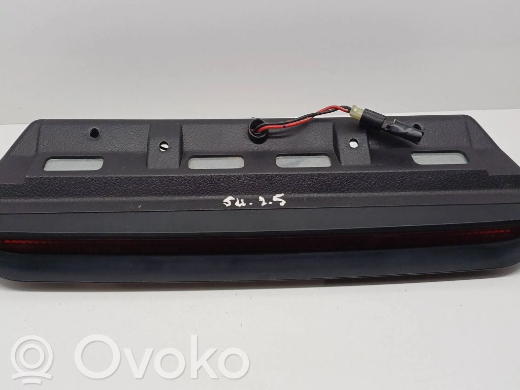Subaru Outback Third/center stoplight 