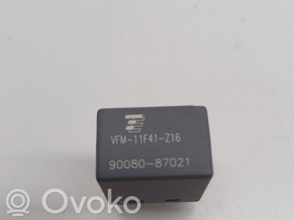 Toyota Prius (XW30) Alte relee 