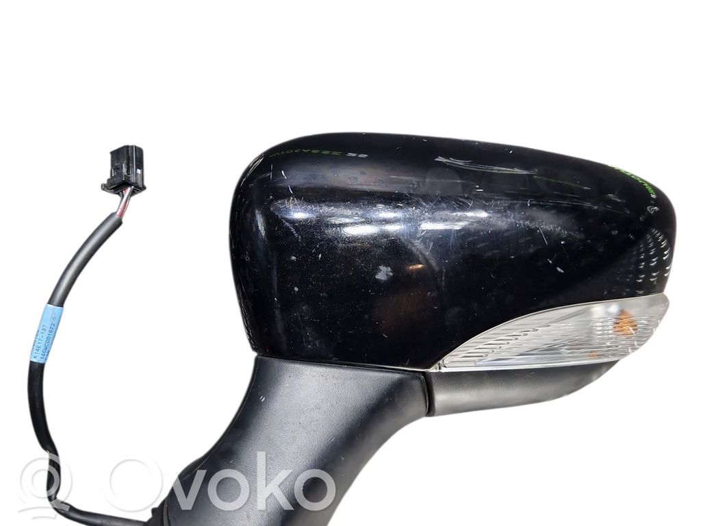 Renault Clio IV Manualne lusterko boczne drzwi przednich 