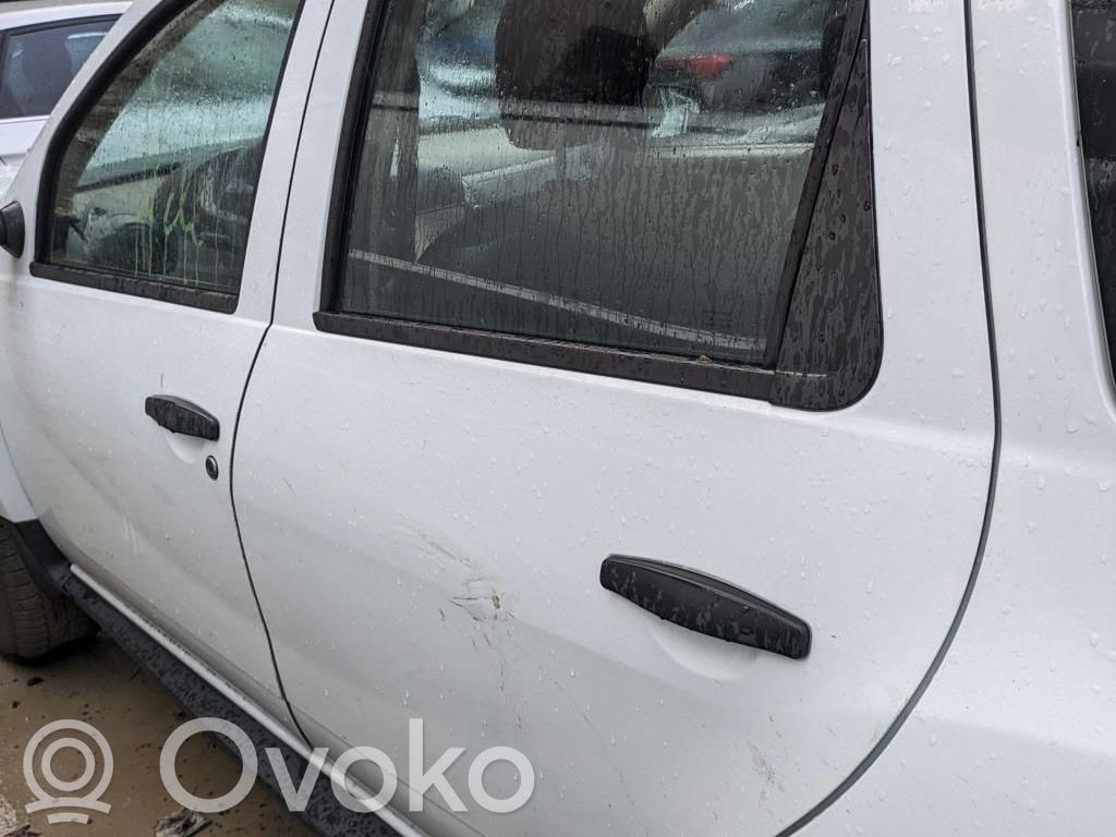 Dacia Duster Galinės durys 