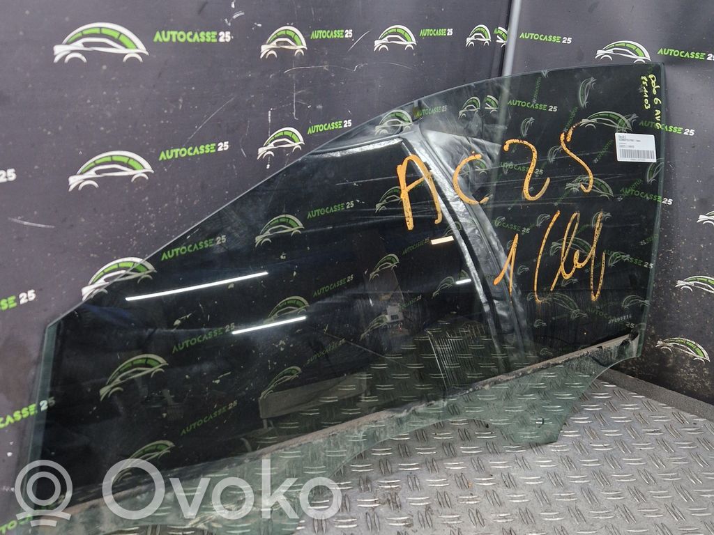 Volkswagen Polo VI Szyba drzwi przednich 