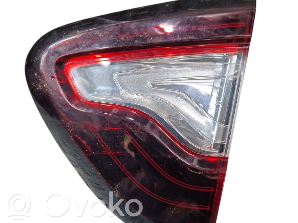 Renault Captur Takaluukun takavalot 