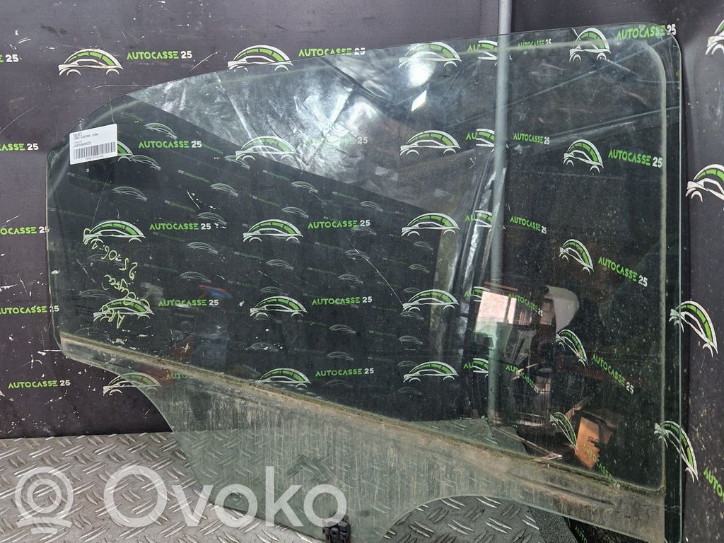 Citroen C-Elysée Takaoven ikkunalasi 