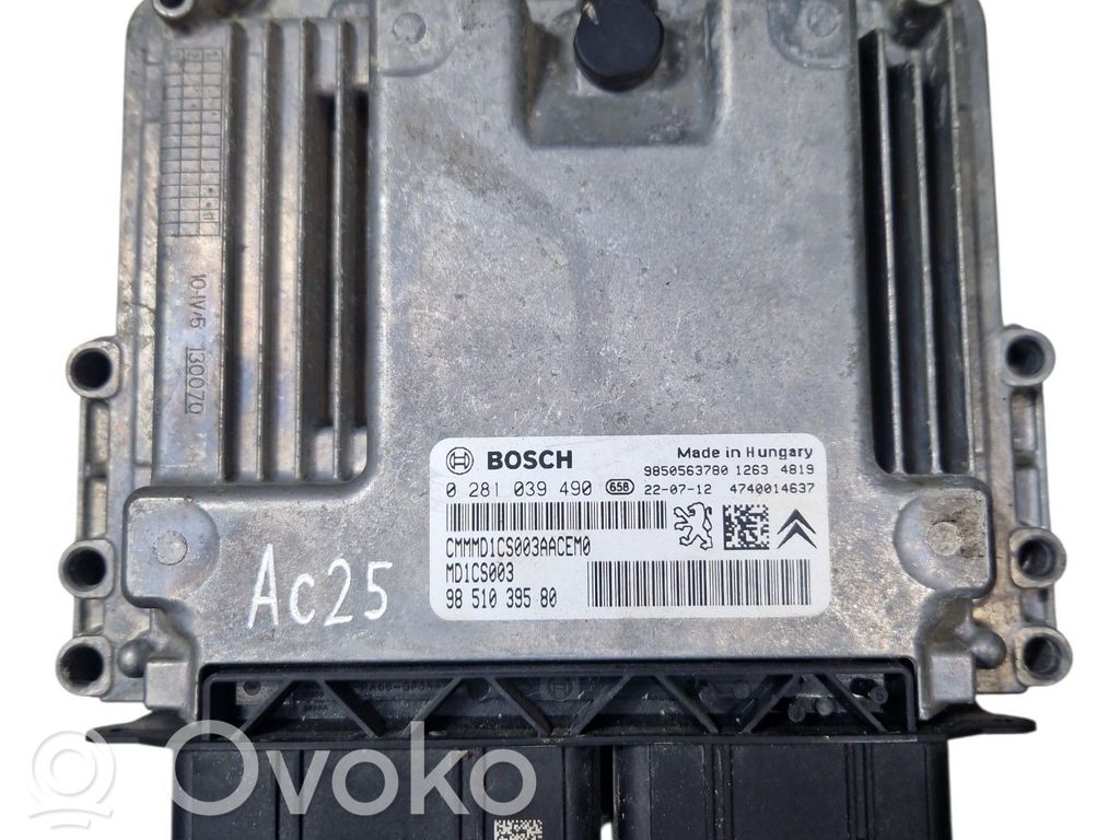 Peugeot 208 II Engine control unit/module 