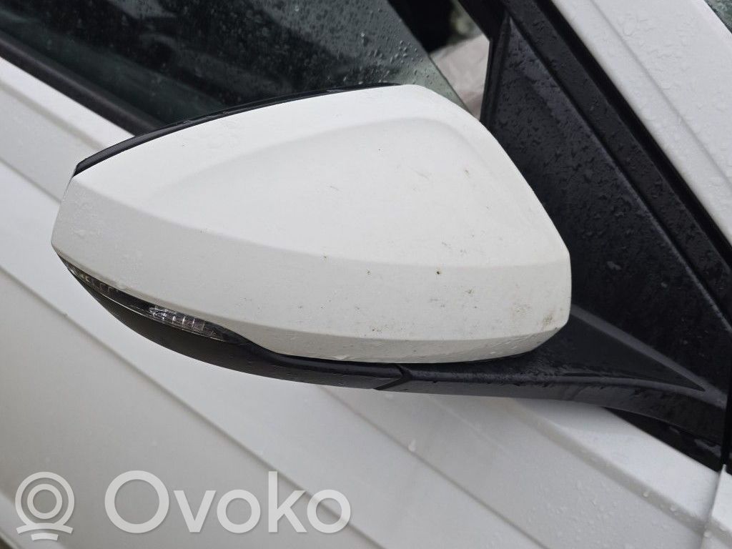 Volkswagen Polo VI Manualne lusterko boczne drzwi przednich 