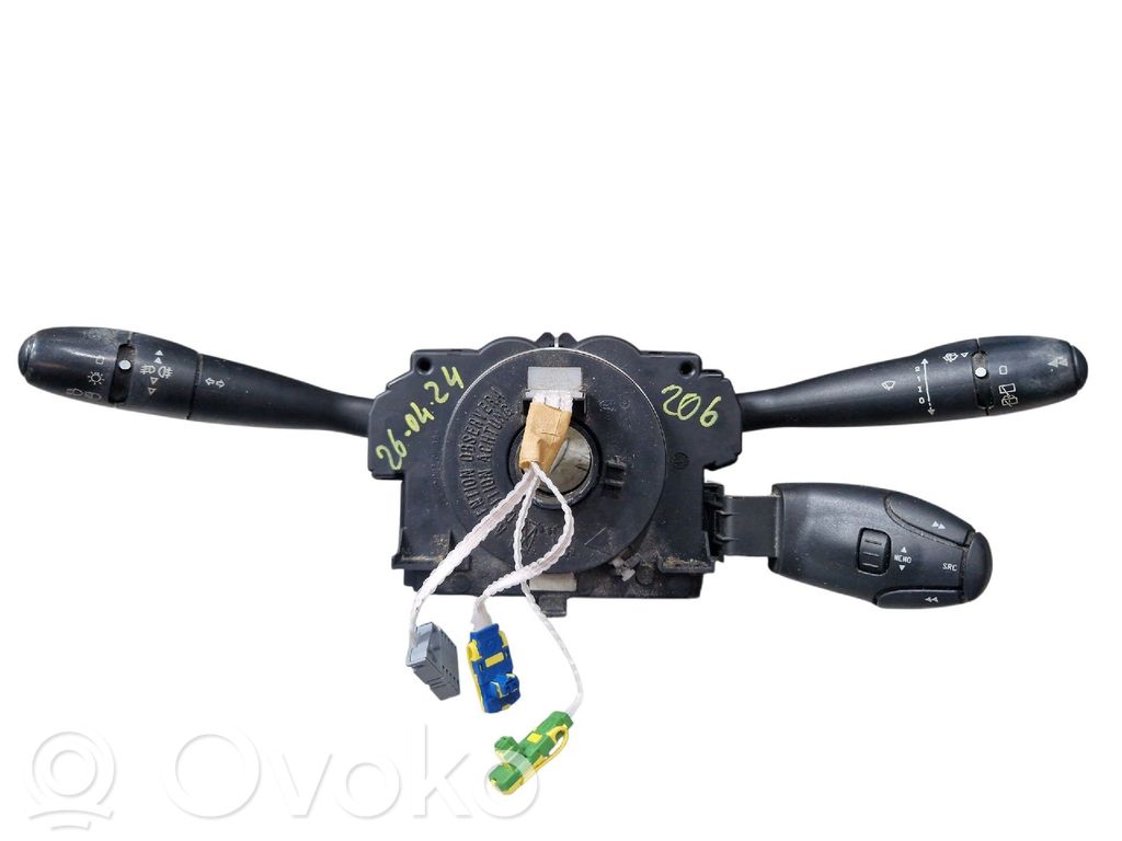 Peugeot 206 Interruptor/palanca de limpiador de luz de giro 