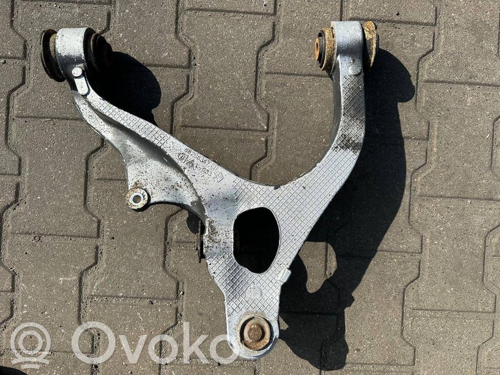 Priekinė šakė   68298347