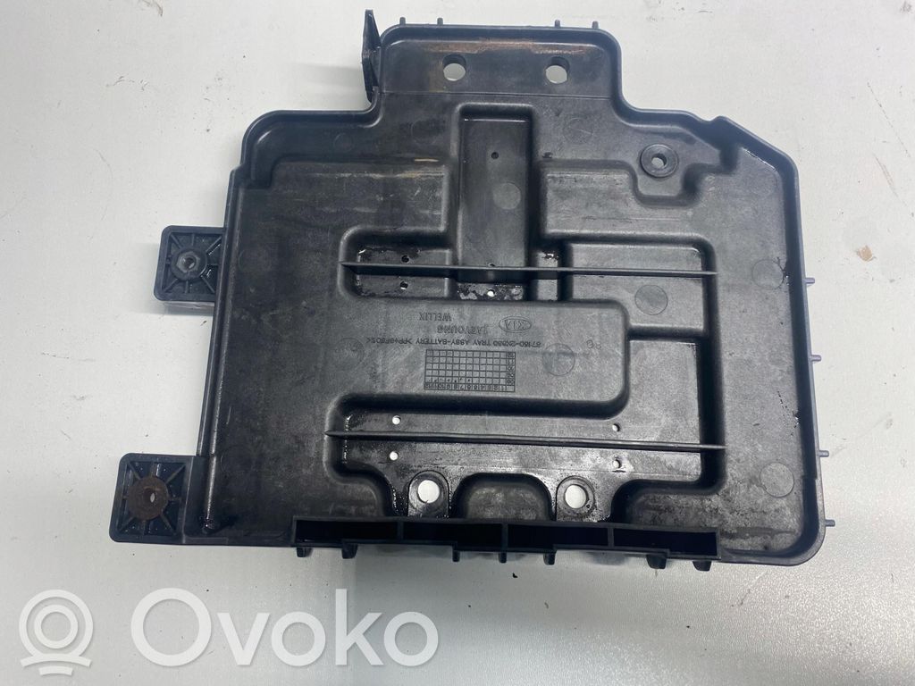 KIA Soul Akkulaatikon alusta 
