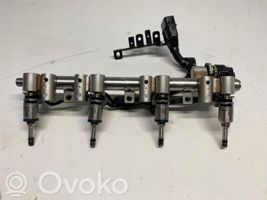 Hyundai i30 Inyector de combustible 