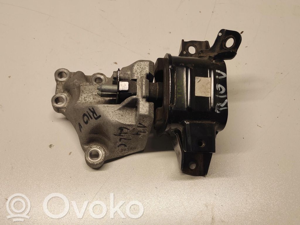 KIA Rio Pavarų dėžės tvirtinimo kronšteinas 
