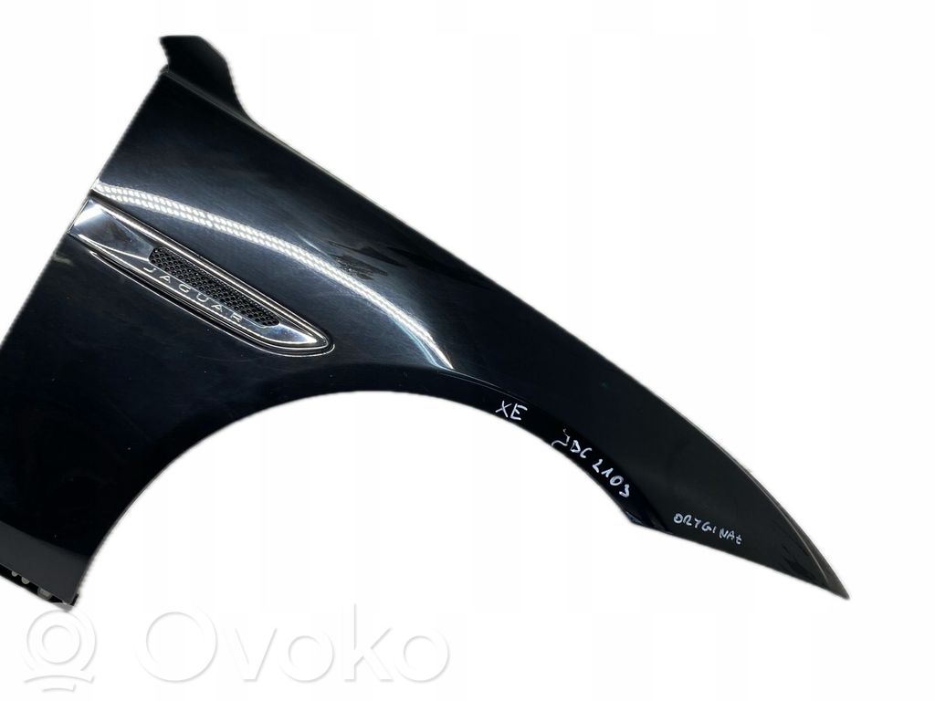 Jaguar XE Fender 
