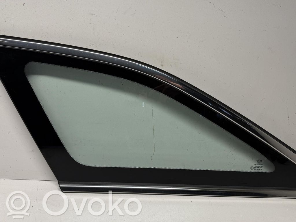 KIA Ceed Rear side window 