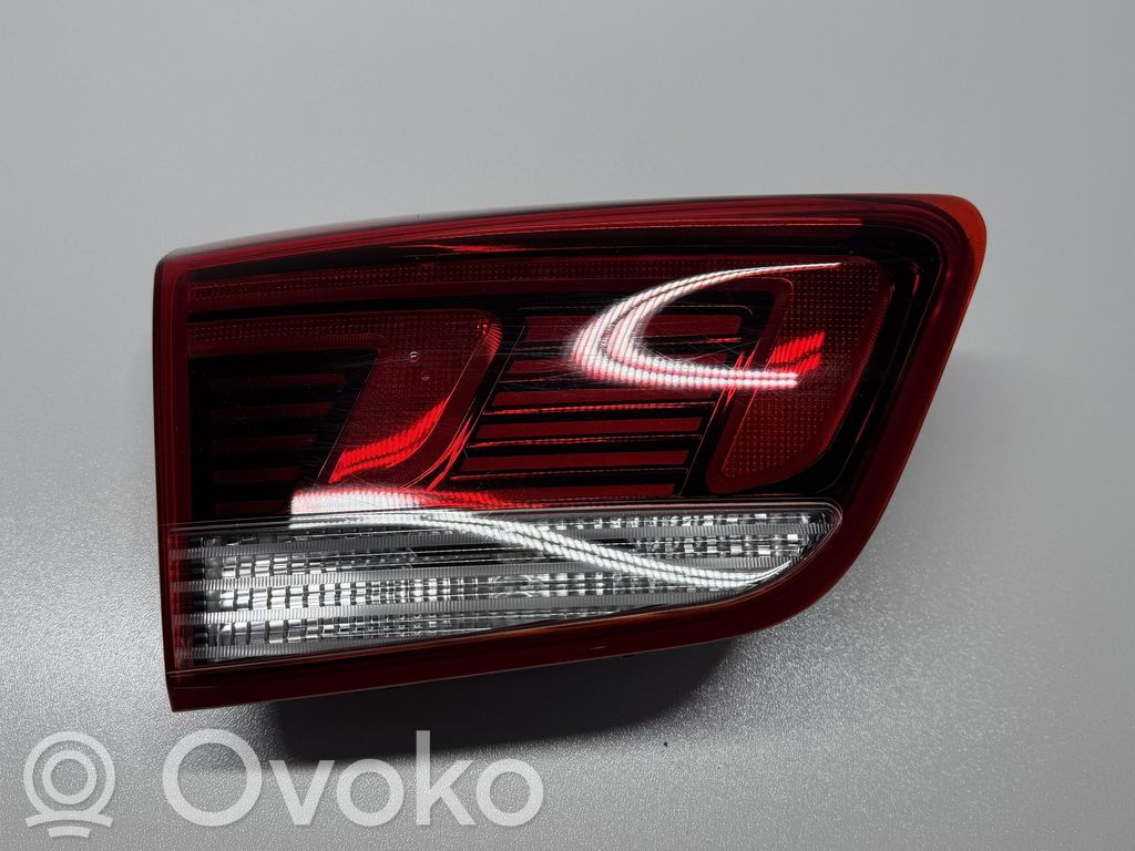 KIA Rio Lampă spate în capacul portbagajului 