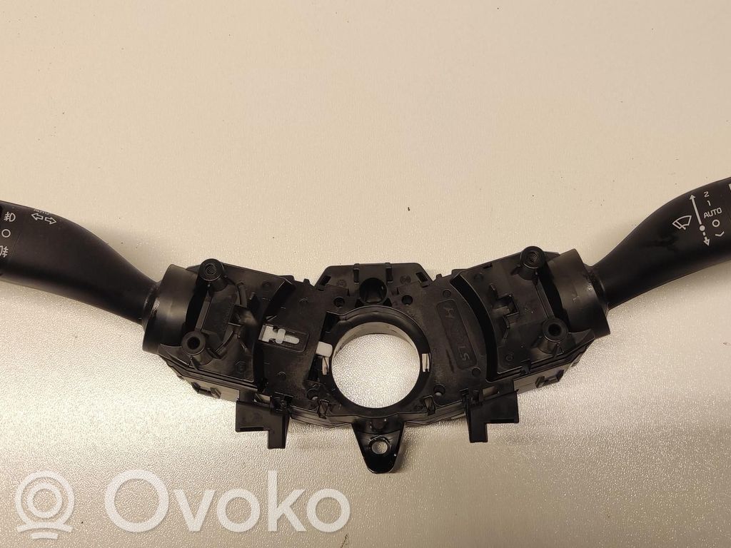 KIA Rio Interruptor de luz 