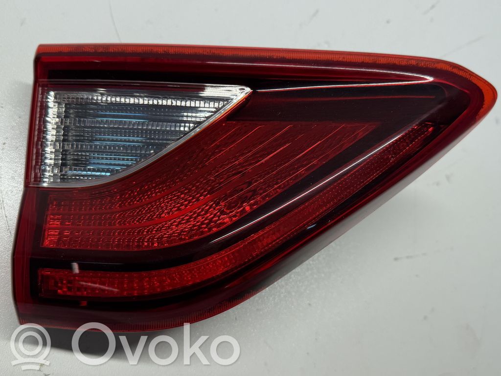 KIA Stonic Lampă spate în capacul portbagajului 