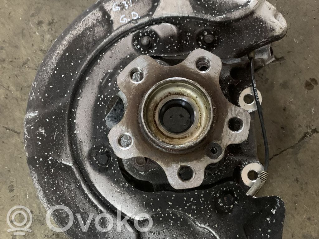 BMW 5 G30 G31 G38 Piasta koła tylnego 