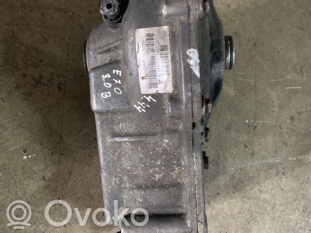 BMW X5 E70 Etutasauspyörästö 
