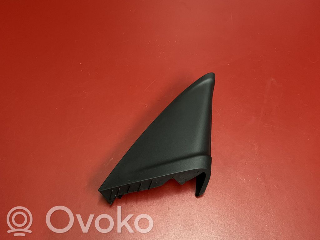 BMW 5 G30 G31 G38 Maskownica głośnika drzwi przednich 