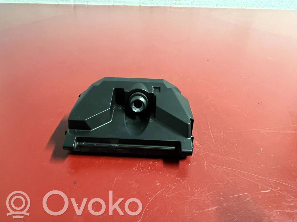 Windshield/windscreen camera   5A29919