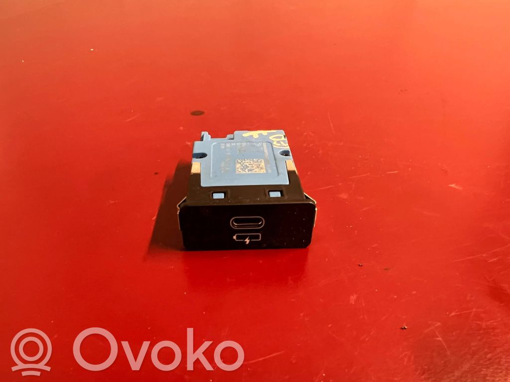 BMW X7 G07 Enchufe conector USB 