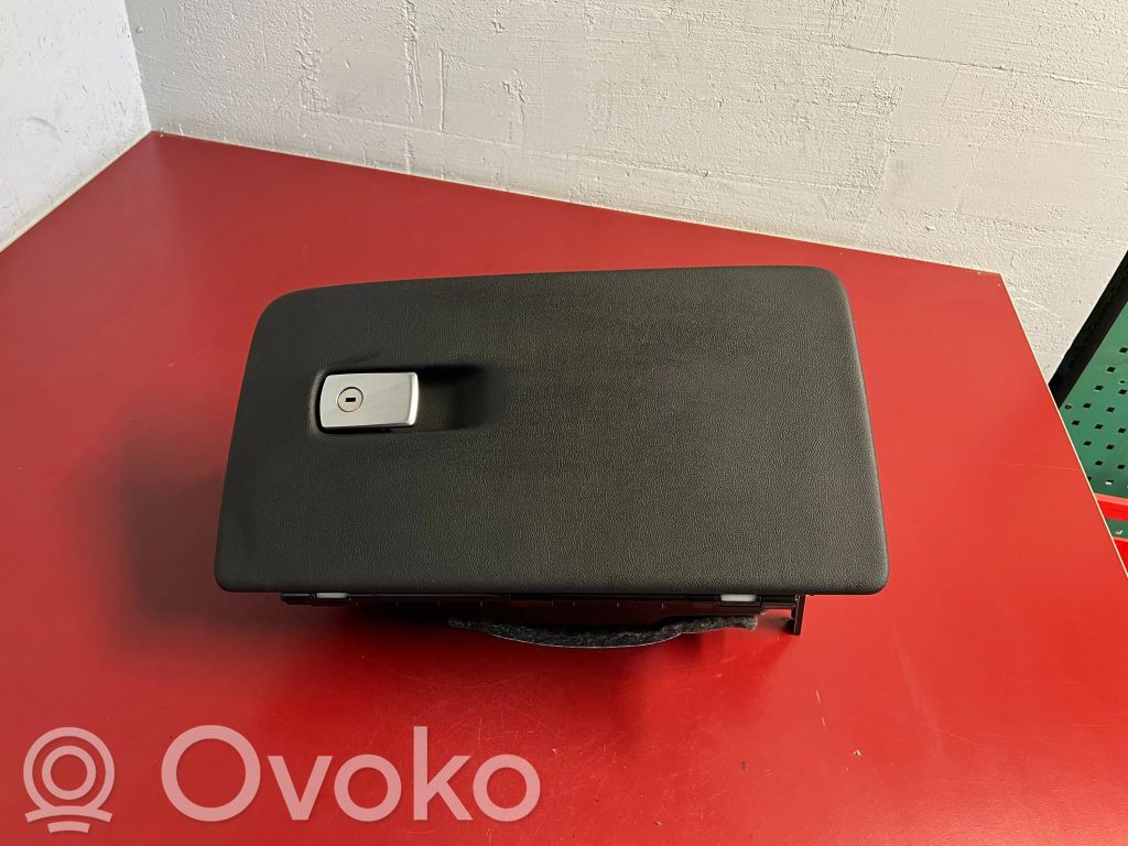 BMW X7 G07 Glove box set 