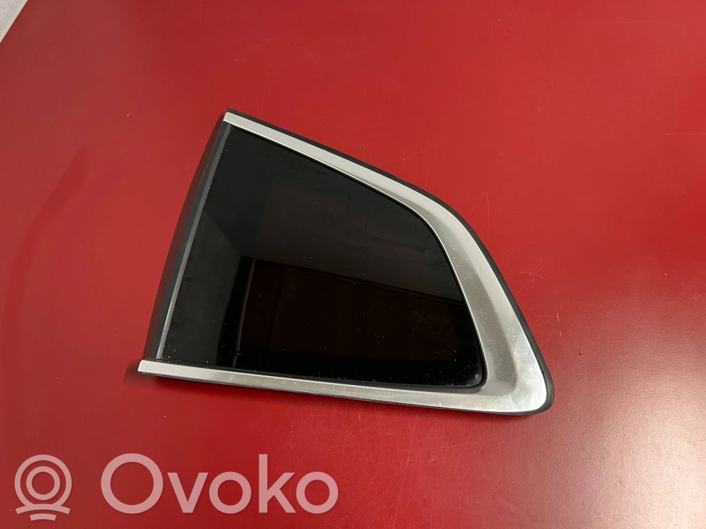BMW X3 G01 Rear side window 