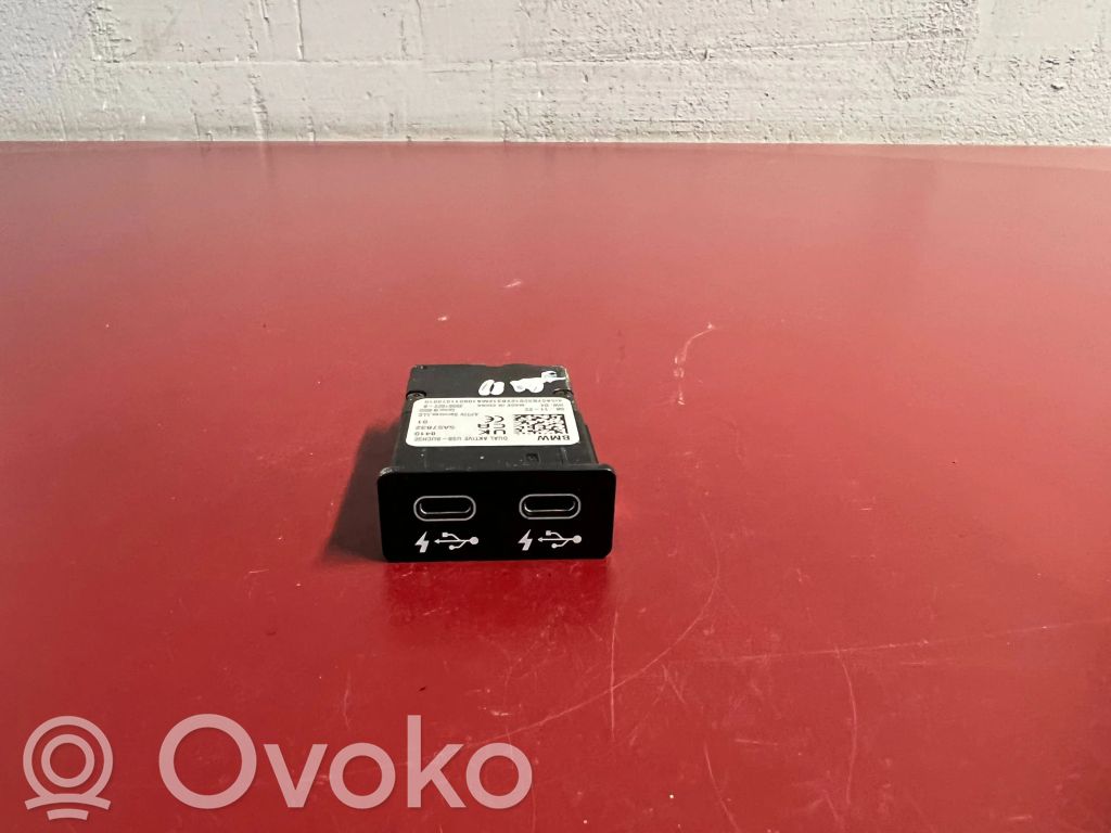 BMW X1 U11 Connecteur/prise USB 