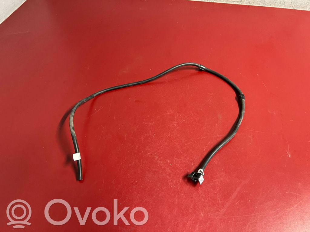 BMW i3 Windshield washer spray nozzle 