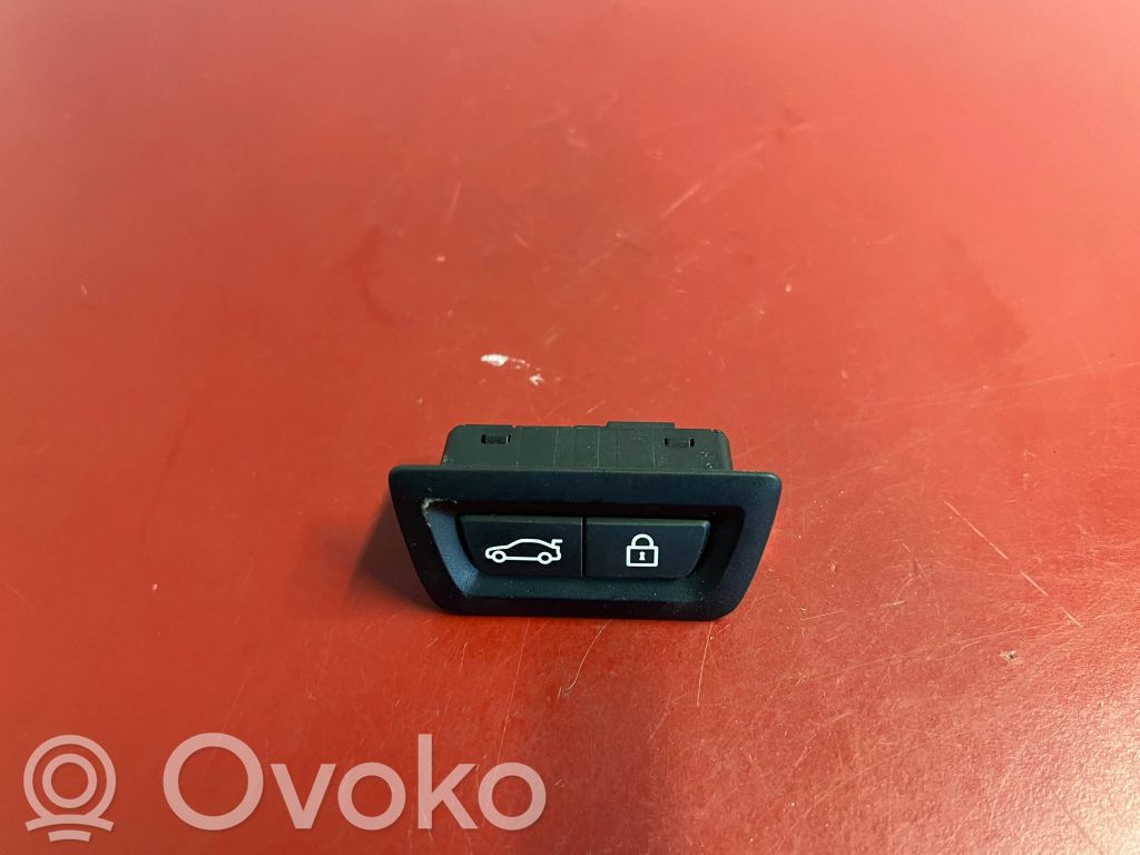BMW X3 G01 Botón interruptor de maletero abierto 