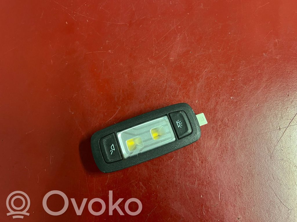 BMW X3 G01 Luz del asiento trasero 