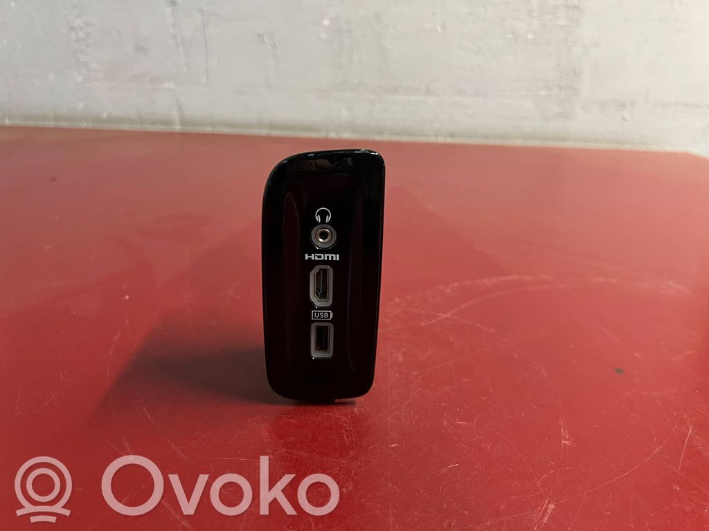Chrysler Pacifica USB socket connector 