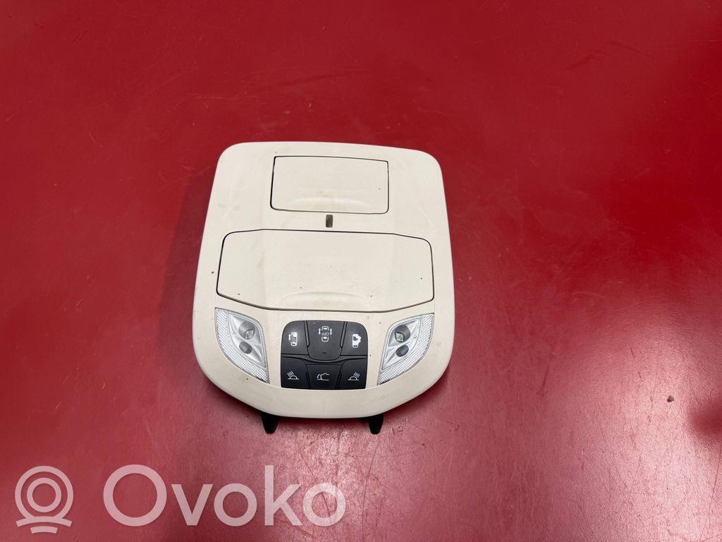 Chrysler Pacifica Etuistuimen valo 