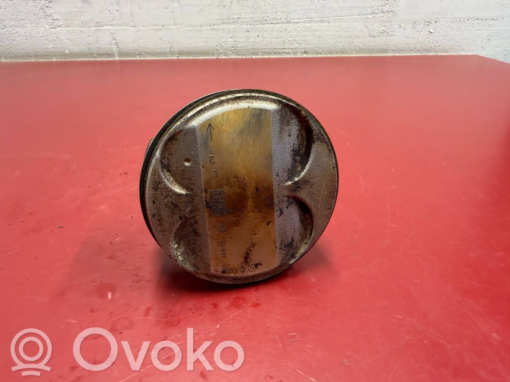 Chrysler Pacifica Piston with connecting rod 
