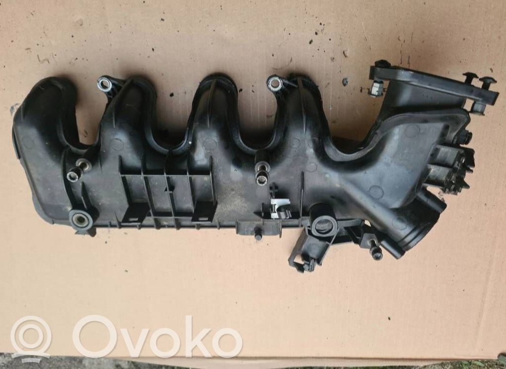Peugeot 308 Intake manifold 