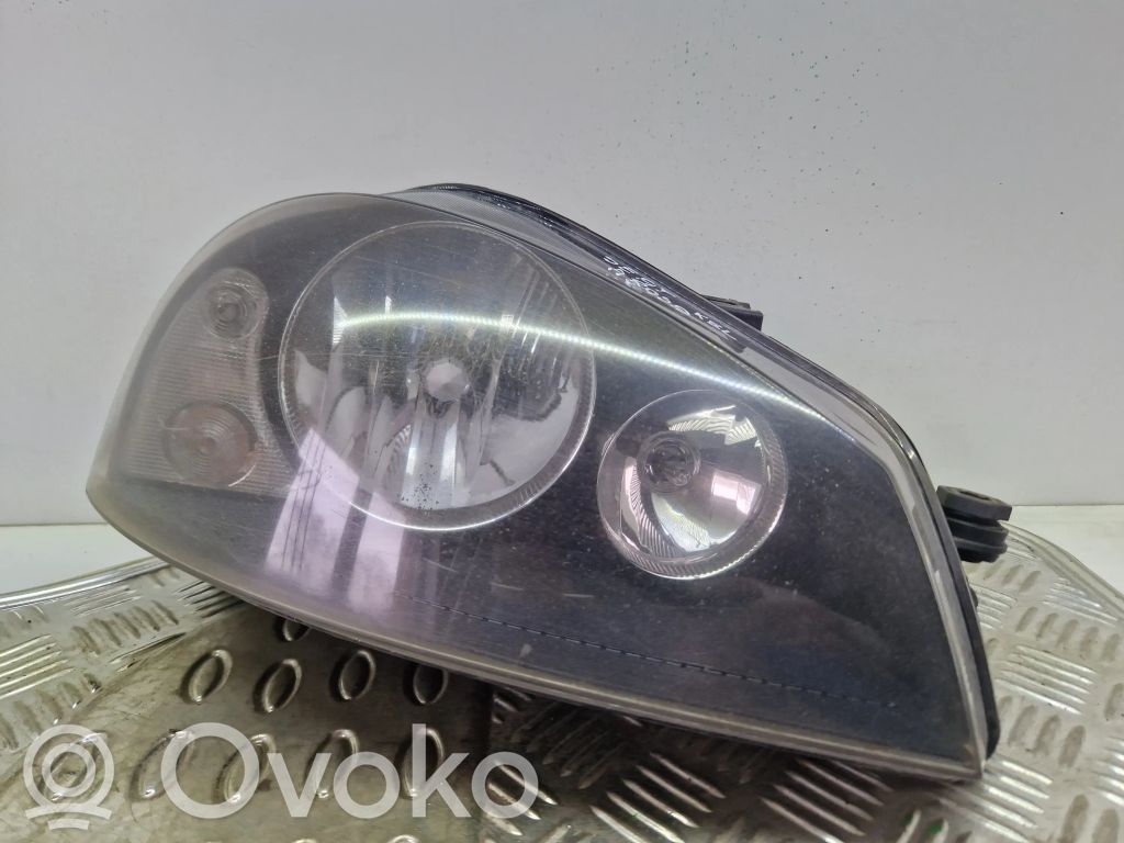 Seat Arosa Передняя фара 