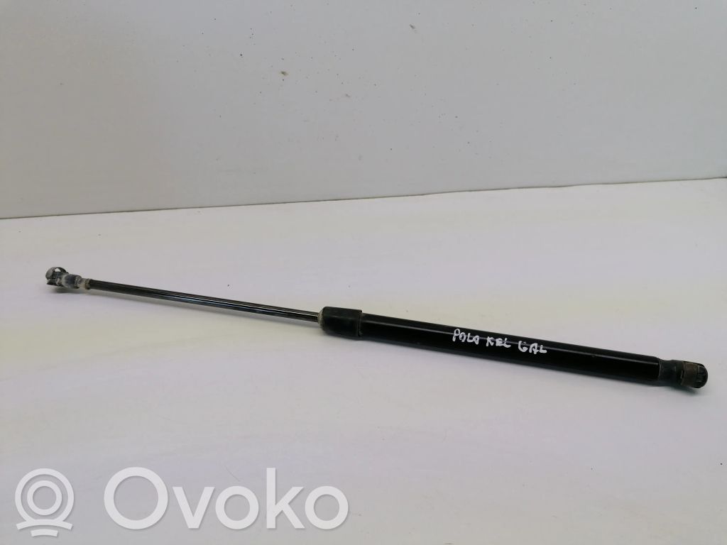 Volkswagen Polo Amortyzator klapy tylnej bagażnika 