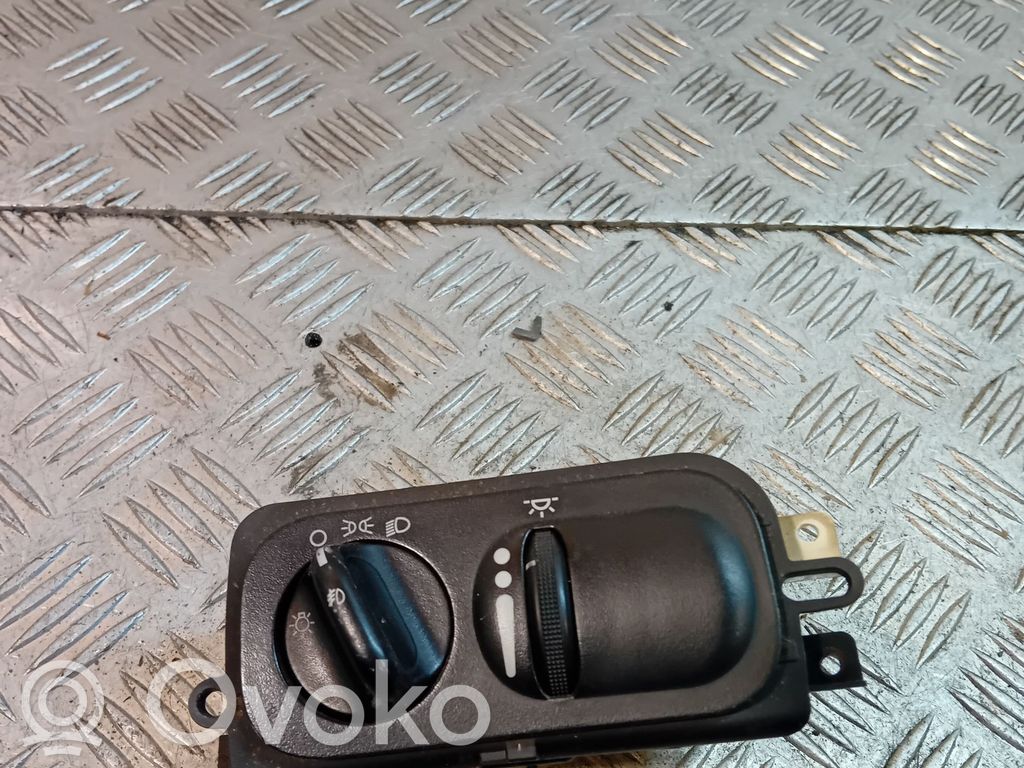 Dodge Intrepid Light switch 