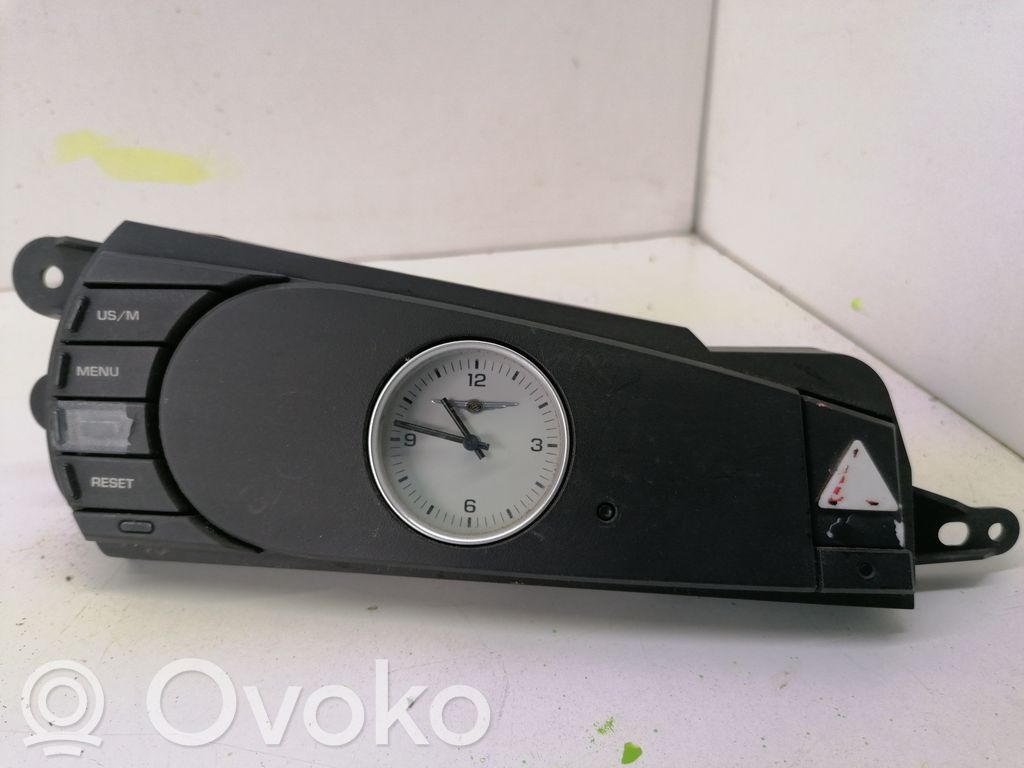 Chrysler Pacifica Clock 