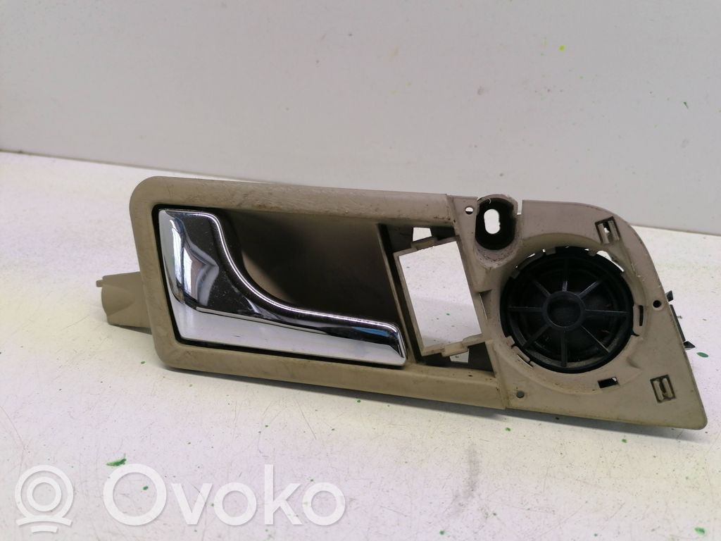 Audi A2 Manecilla interna puerta delantera 