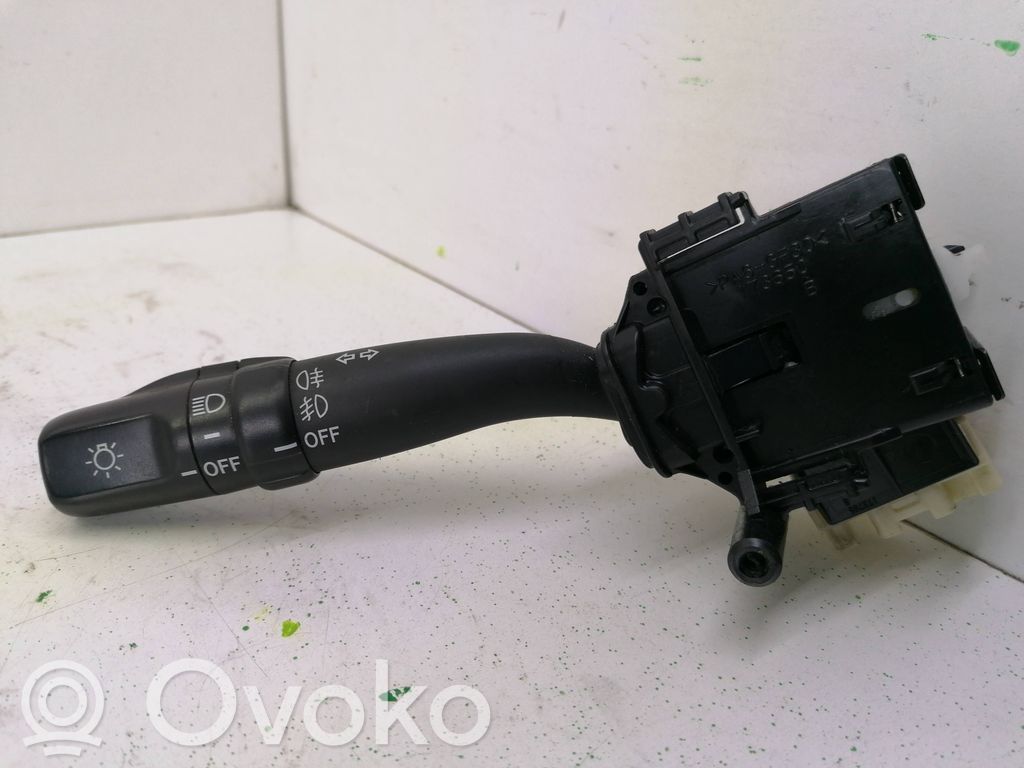 Toyota Corolla Verso AR10 Manetka / Przełącznik kierunkowskazów 
